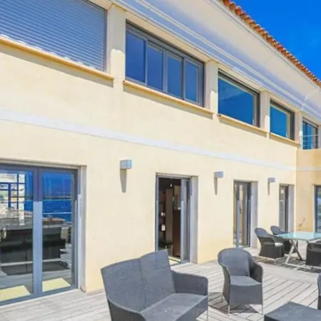 Villa Rooftop Exceptionnel Avec Piscine Et Bord De