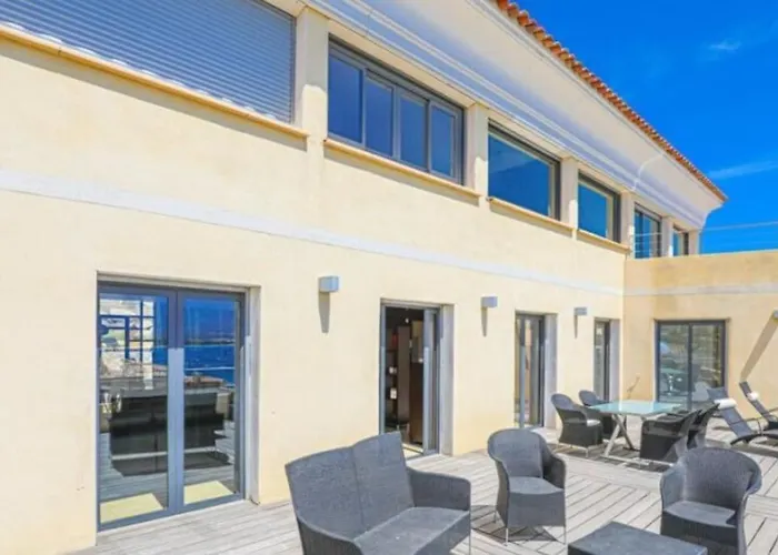 Villa Rooftop Exceptionnel Avec Piscine Et Bord De